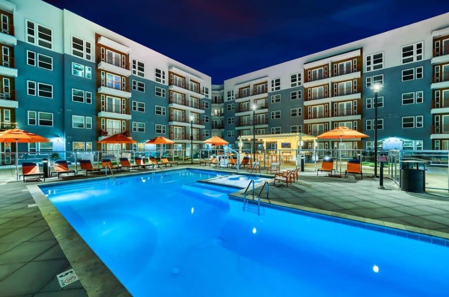 Cozysuites Phx Roro Gym, Pool, Pets, Parking! #9 Phoenix Esterno foto