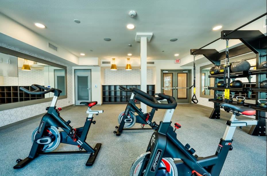 Cozysuites Phx Roro Gym, Pool, Pets, Parking! #9 Phoenix Esterno foto