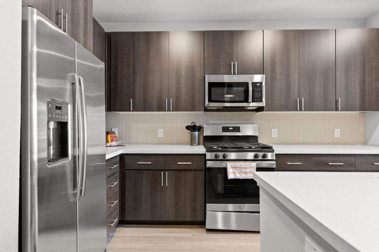 Cozysuites Phx Roro Gym, Pool, Pets, Parking! #9 Phoenix Esterno foto